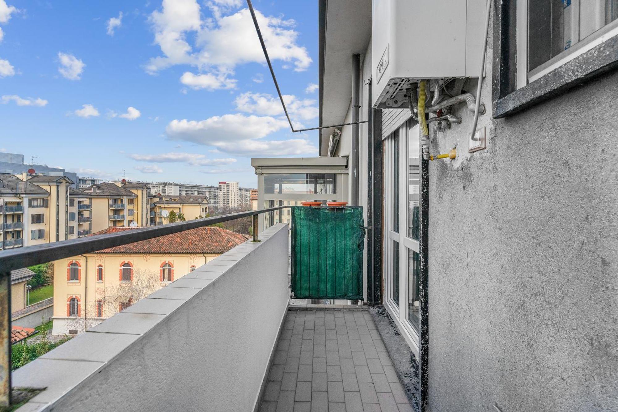 Rog27-Large Apartment With Transport Close To Home- Milan Exterior photo