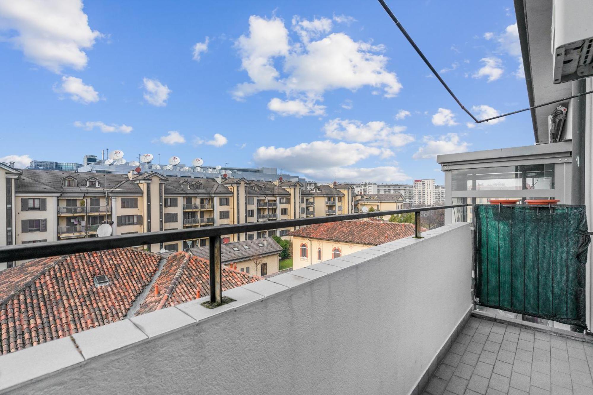 Rog27-Large Apartment With Transport Close To Home- Milan Exterior photo